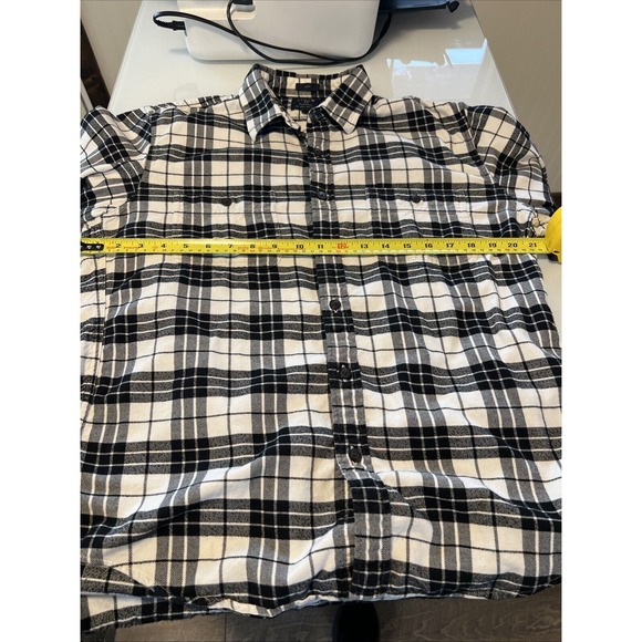J Crew Slim Fit Plaid Flannel Button Up Shirt Mens Large Black White Cotton - Picture 7 of 8